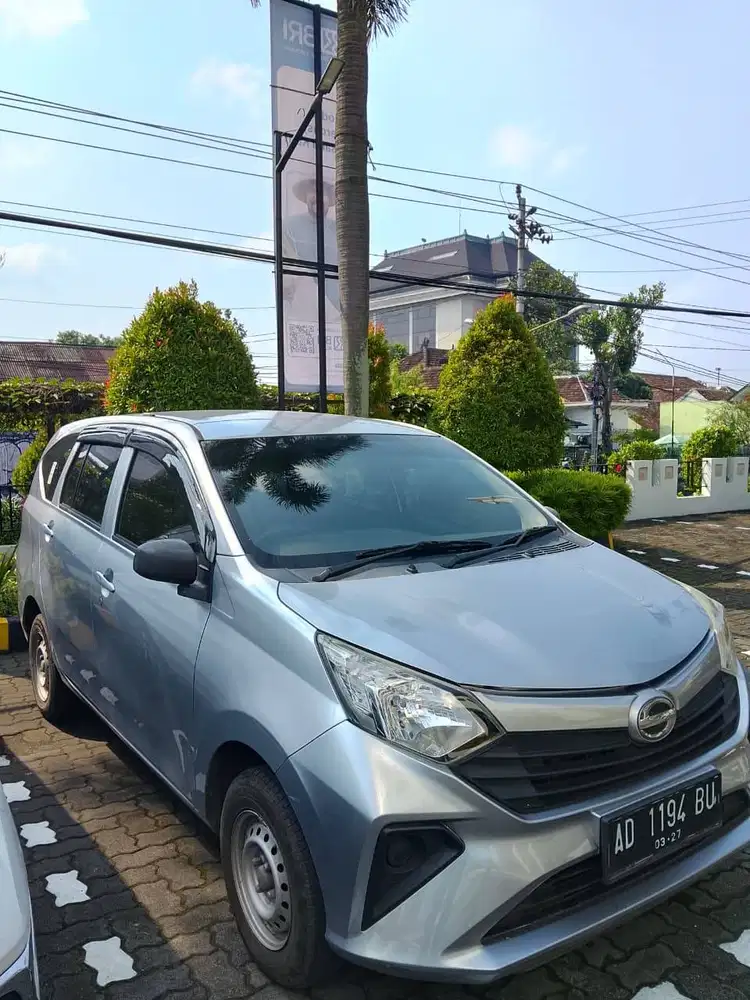 Daihatsu Sigra 1.0 D MT 2022 Manual