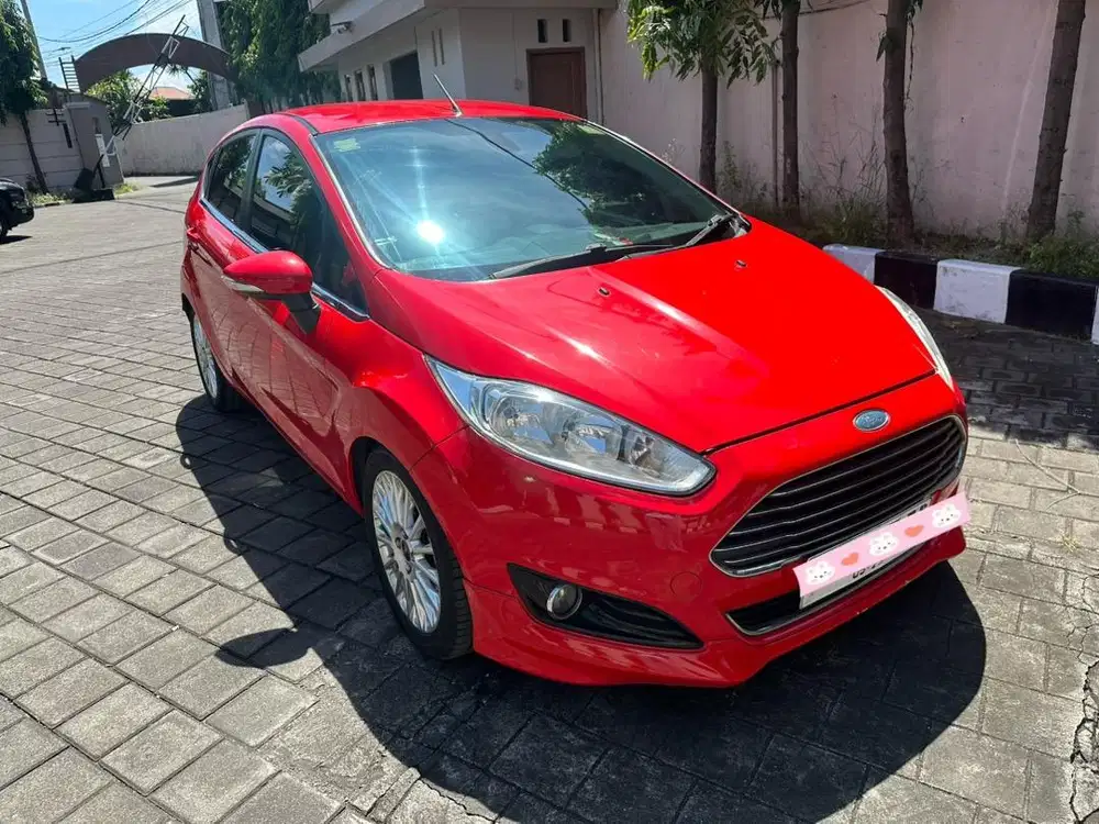 Ford Fiesta 1.0L Ecoboost AT 2014 Warna Merah