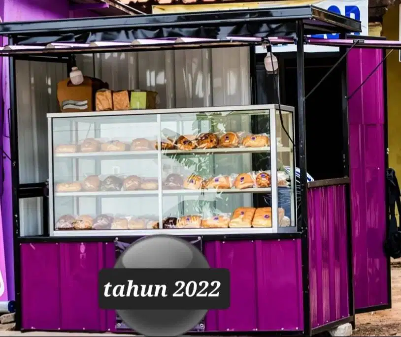 booth container etalase bekas