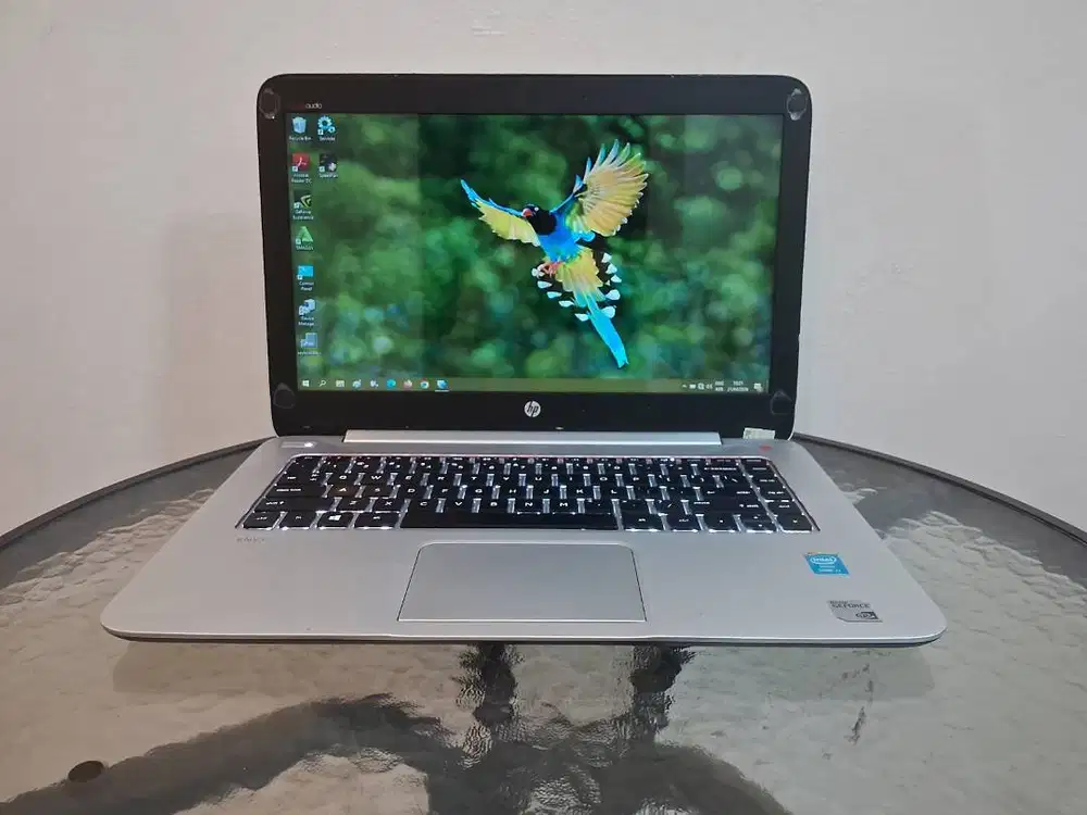 Core i7 8GB 128GB Dual VGA Batre BARU Kyb Light Laptop Mulus BerGarans