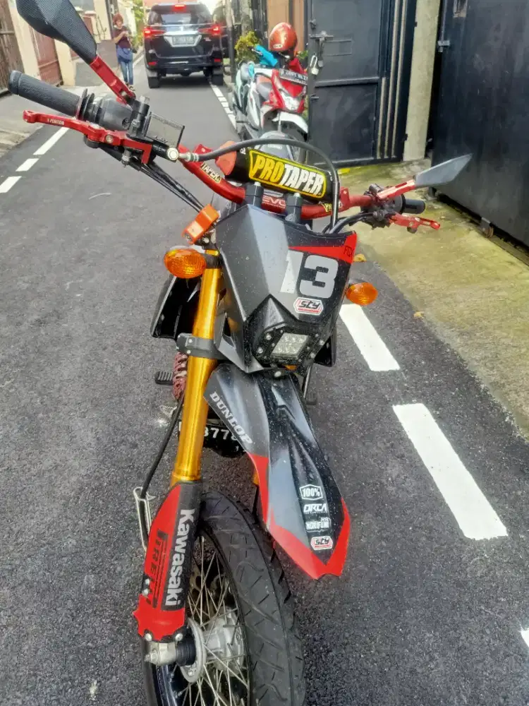 Kawasaki D trancker 150cc tahun 2021