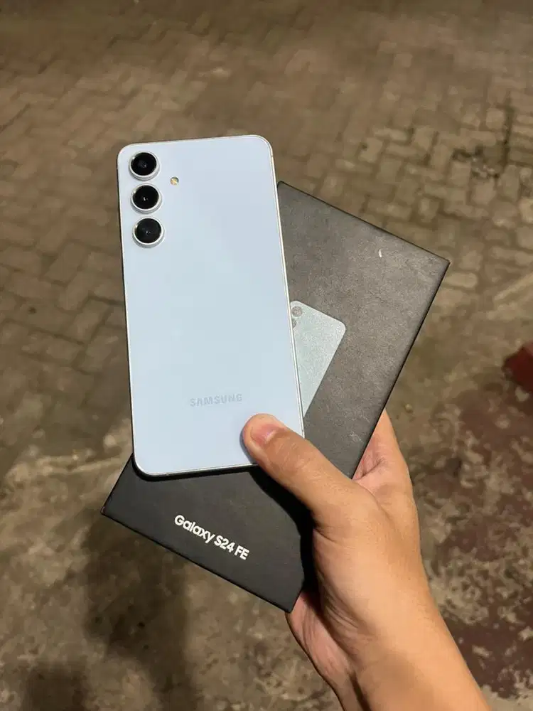Samsung S24 FE Blue 8/256GB Sein