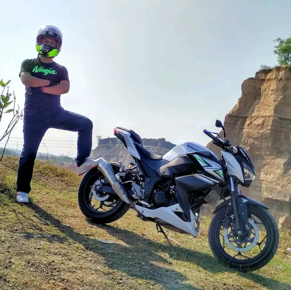 Kawasaki Z250 Putih Terawat