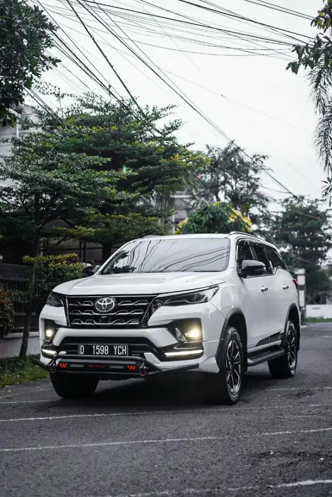 FORTUNER 2.4 VRZ GR