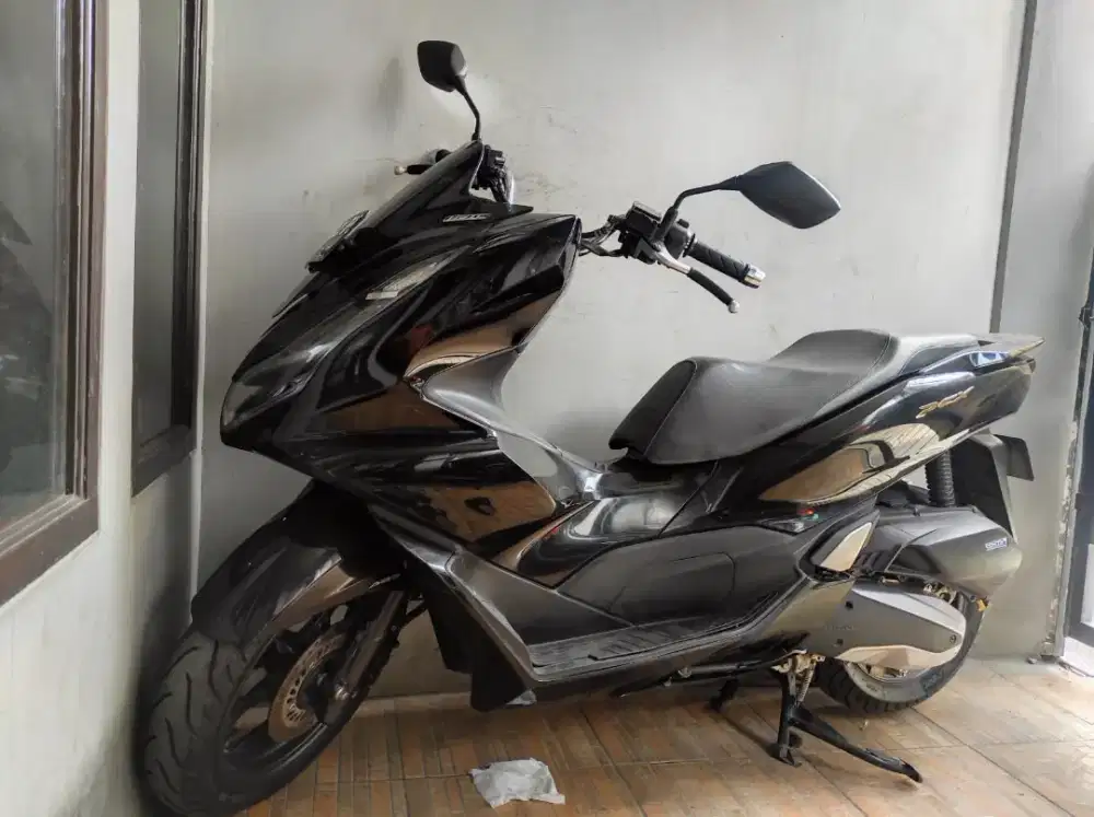 Jual Honda PCX tahun 2022