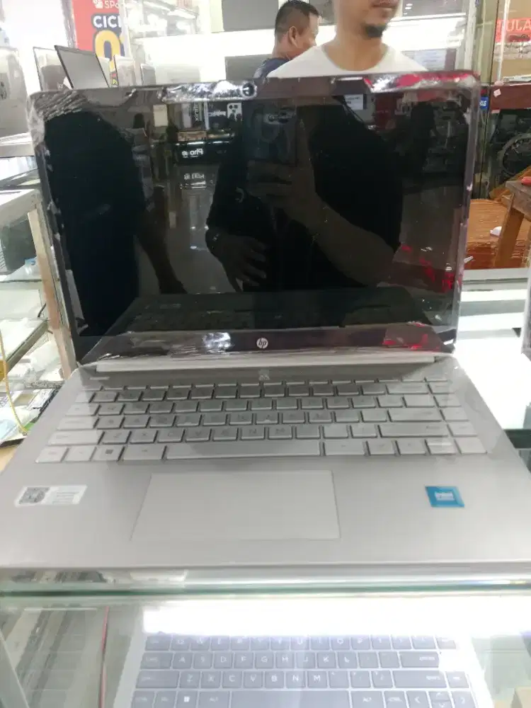 Laptop Mulai dari 800an rb perbulan