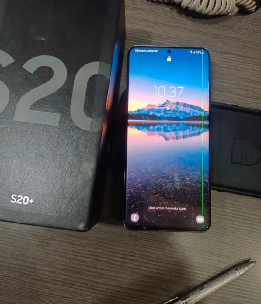 Samsung  S20 plus 8/128 gb garis baca deskripsi