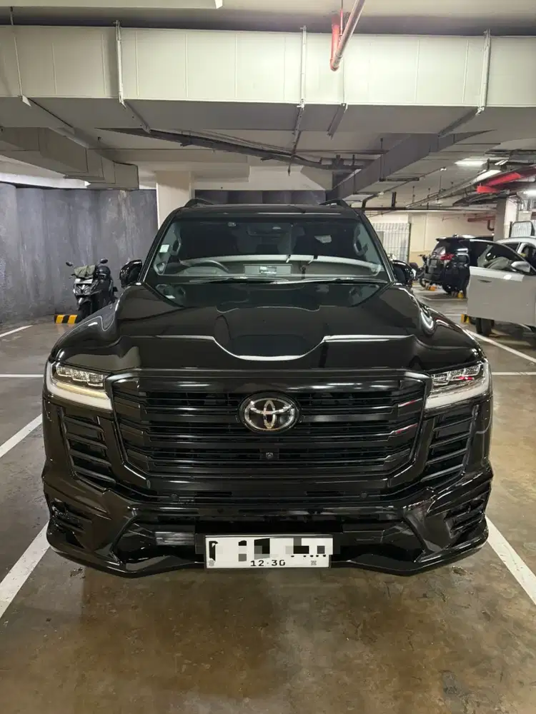 Toyota Land cruiser VXR 300 LC 300 Full PPF Premium black out