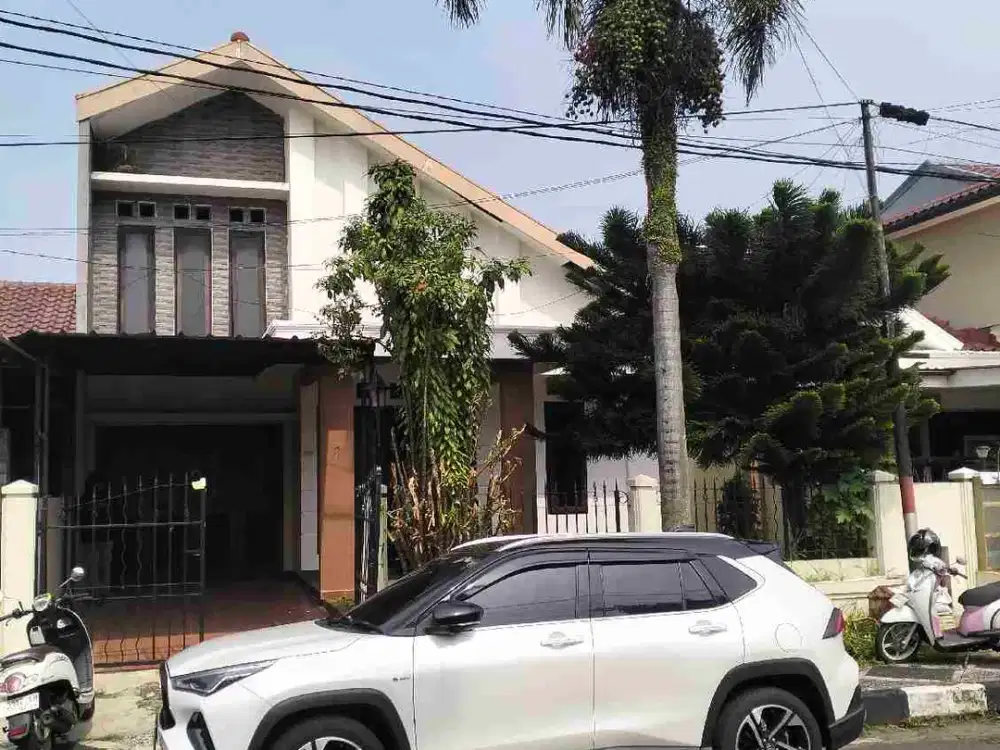 Disewakan rumah sangat strategis di Taman Yasmin sektor 5.