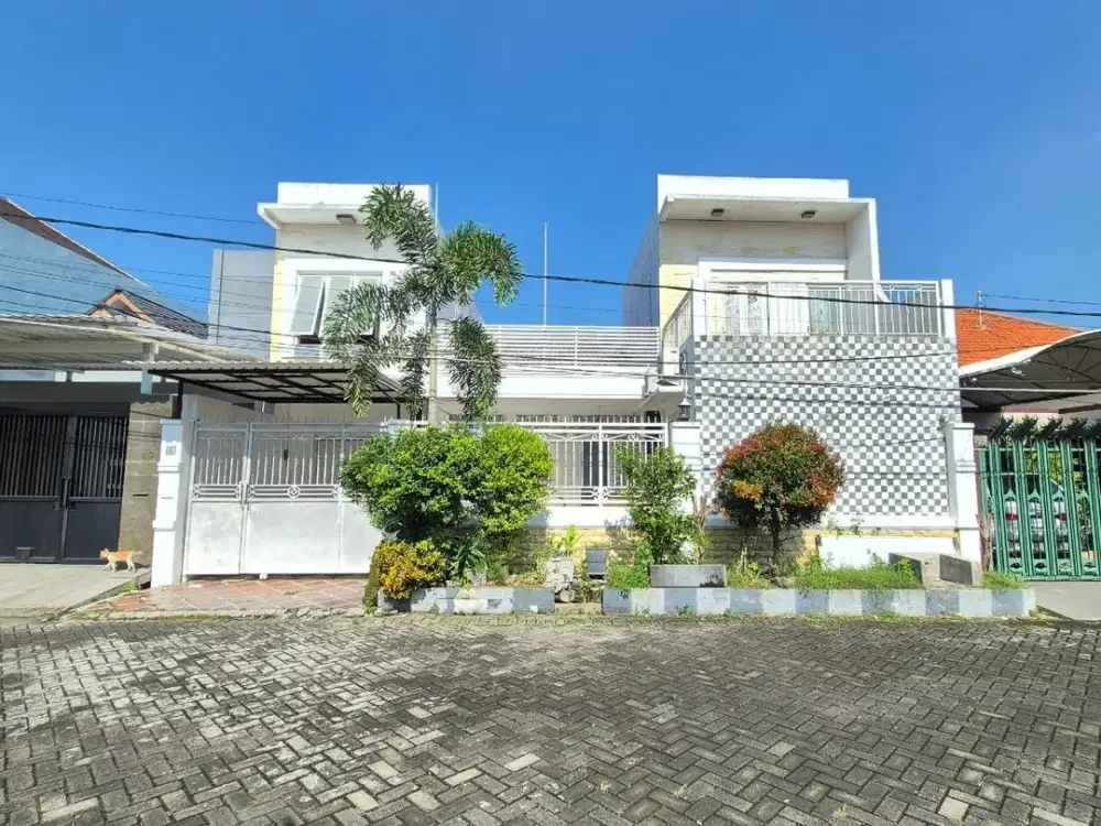 Dijual rumah manyar tirtomoyo