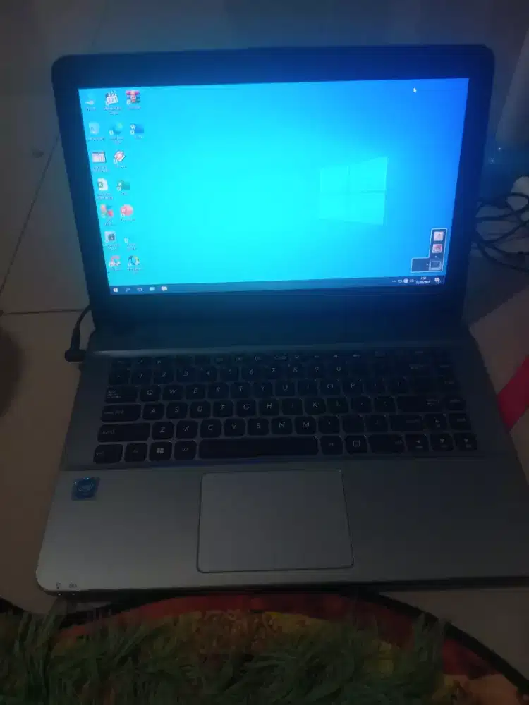 Jual Laptop asus