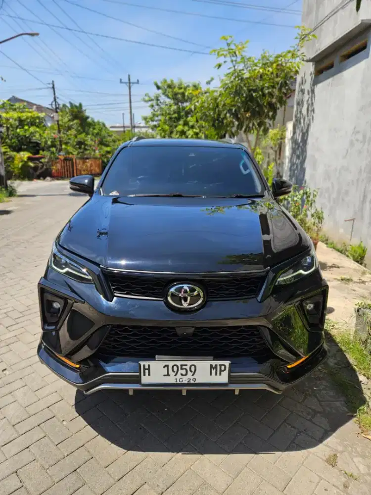 Fortuner GR TSS 2024/2025 LIKE NEW