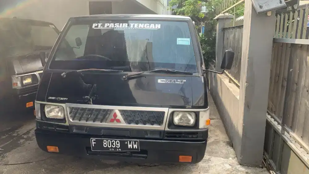 MItsubishi L300