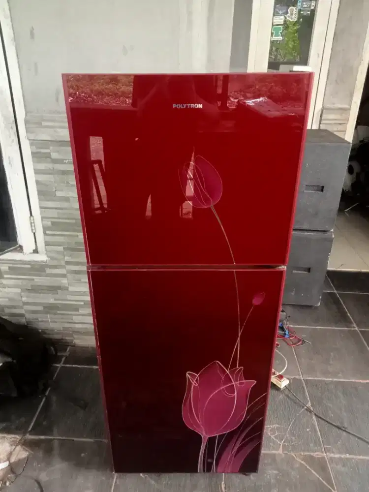 Kulkas Polytron 2 pintu