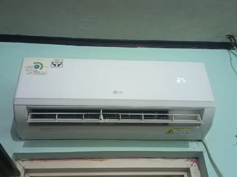AC LG 1/2 PK kondisi bekas