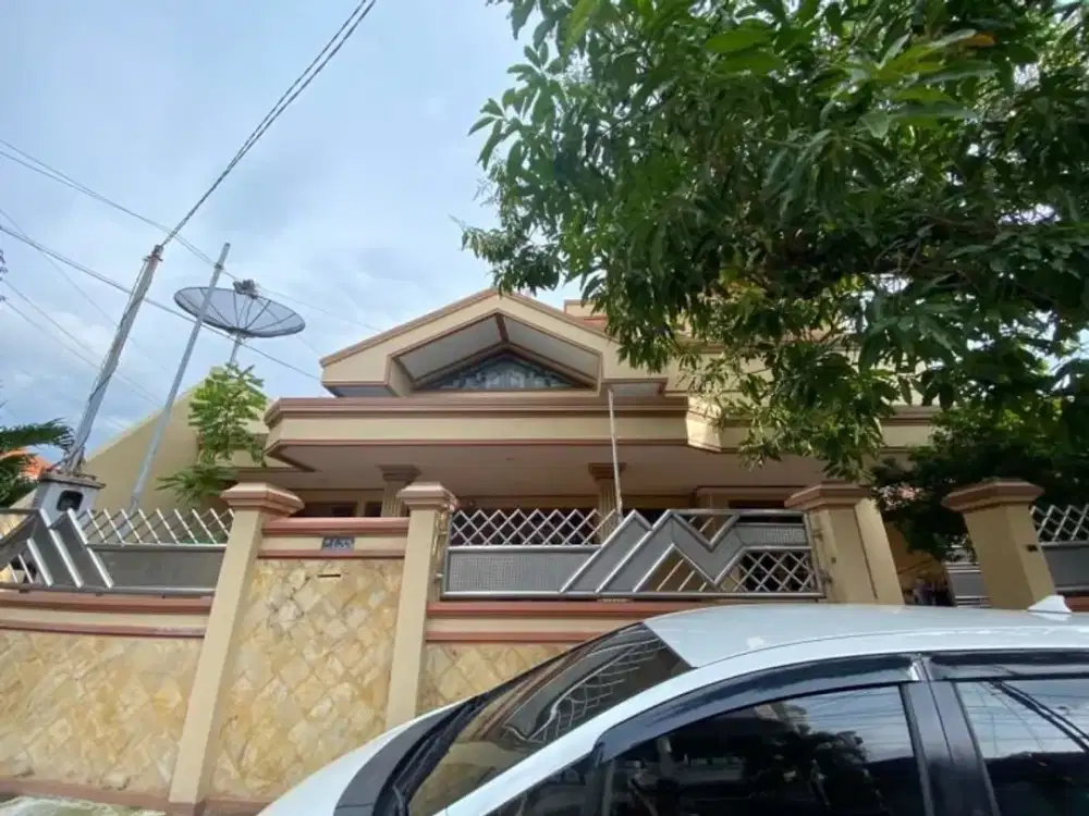 Rumah Kos Strategis Bratang Gede