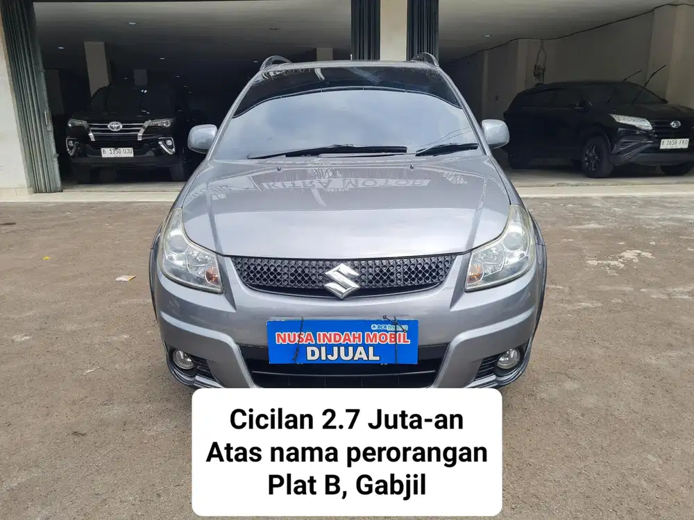 CICILAN MURAH Suzuki SX4 X-Over MANUAL 2013