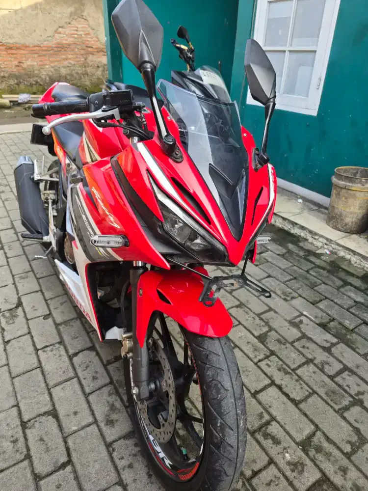 Honda CBR 150R 2016 Pajak Hidup