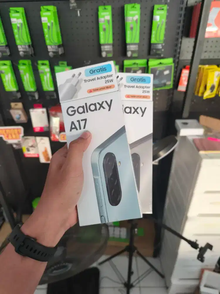 SAMSUNG A17 8/256 Neww