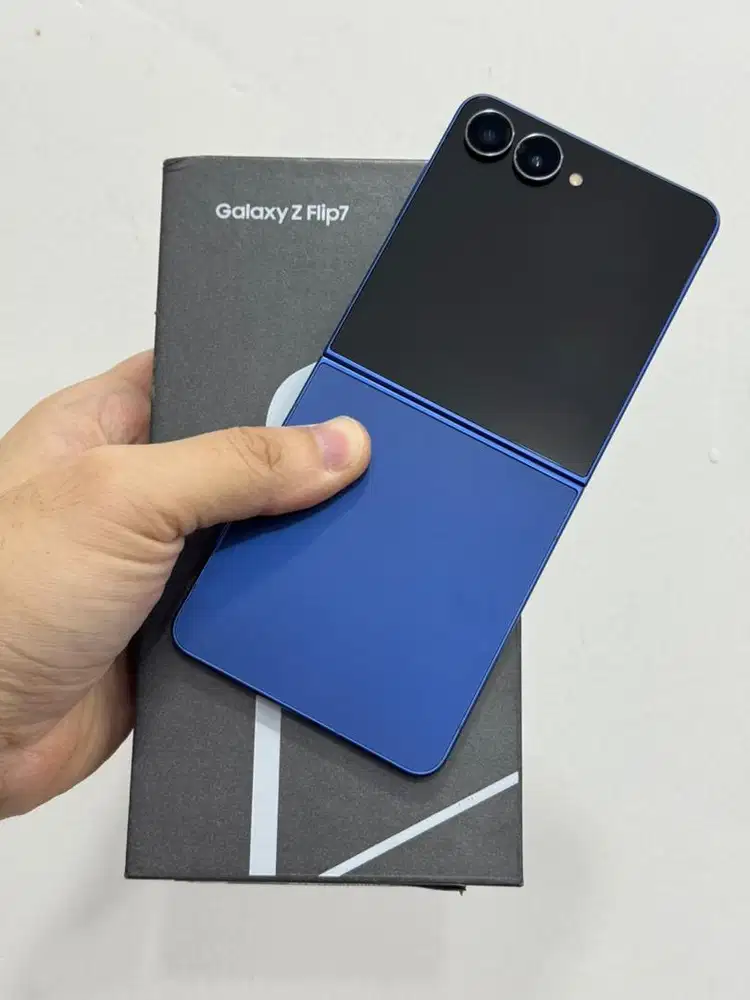 Samsung Z Flip 7 5G Blue 12/512Gb (SEIN)