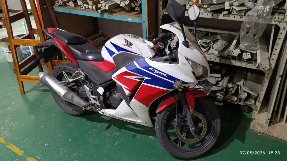 Jual cepat honda CBR