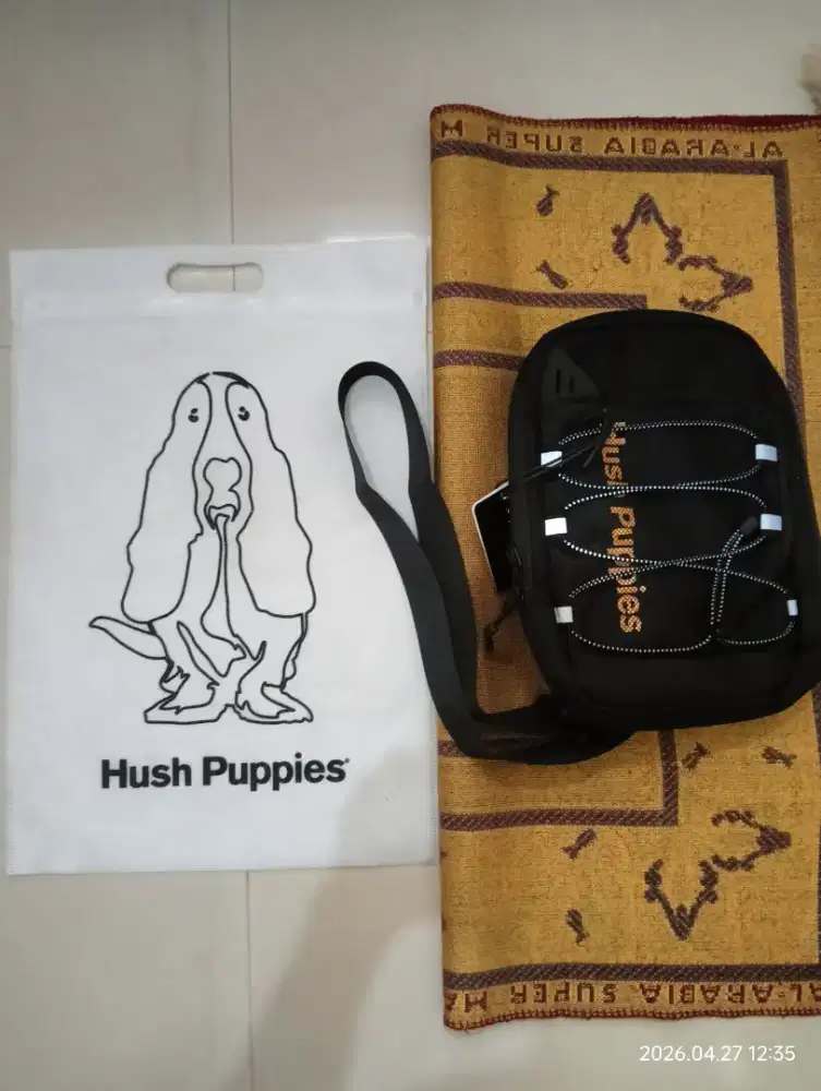 Slingbag hushpuppies