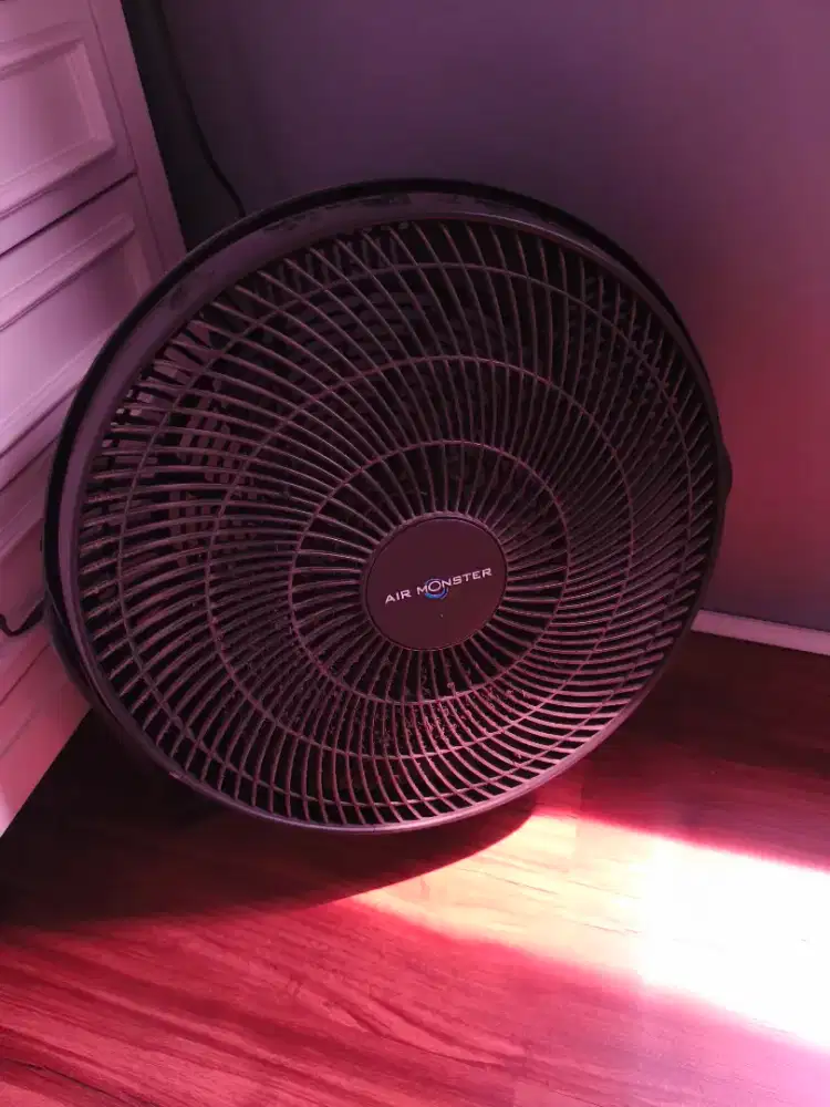 Kipas Angin Air Monster Warna Hitam