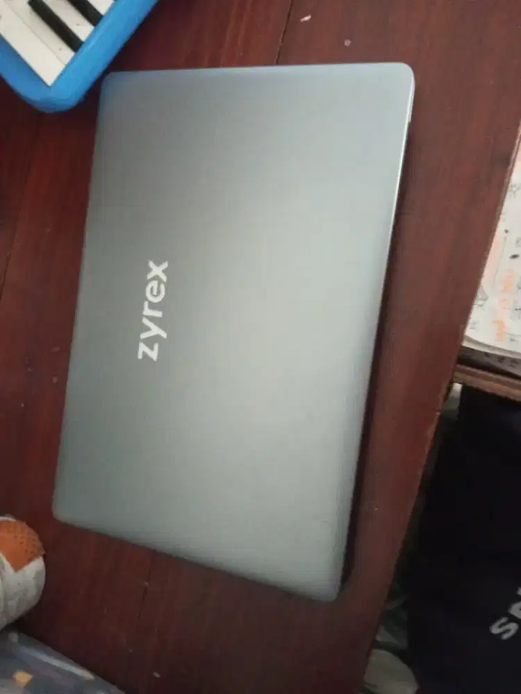 Laptop hanya nyala lampu daja