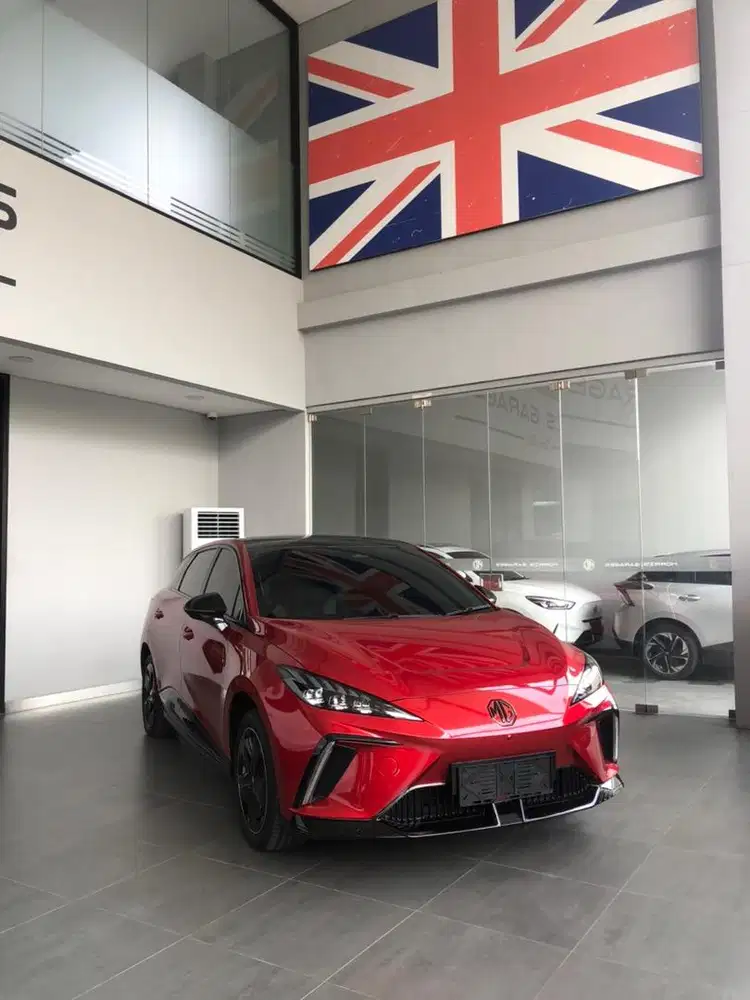 MORRIS GARAGES 4 EV