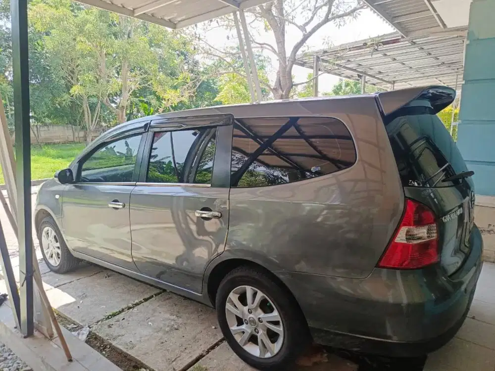Grand Livina Matic