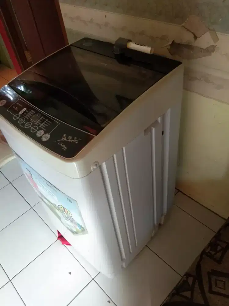Mesin cuci 1 tabung digital sudah touch merk sanken tipe 866 DX-TOR