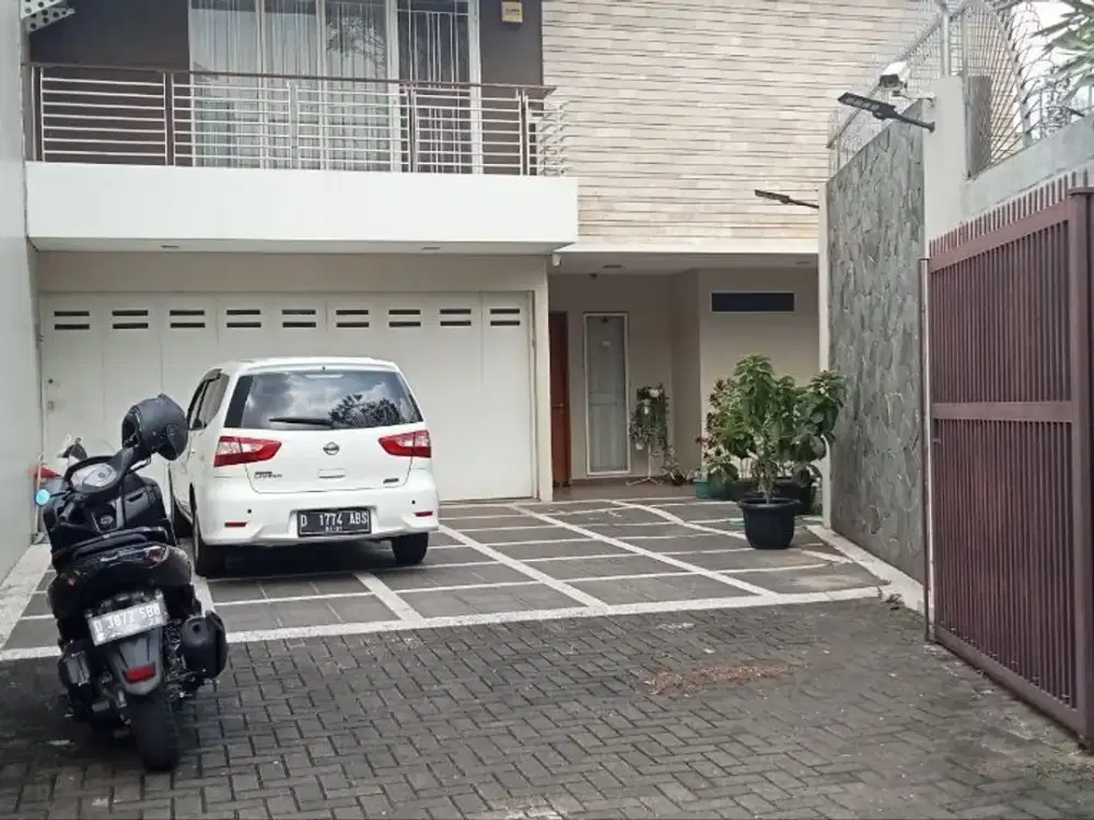 Rumah Modern Siap Huni Cluster Setrasari Pasteur