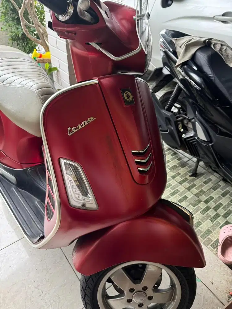 Jual vespa matic GTS iget ABS 2018