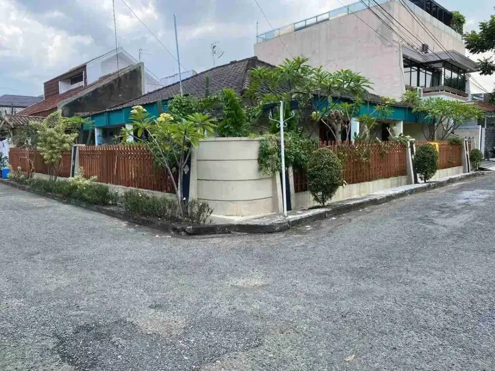 RUMAH HOOK MEWAH & NYAMAN – Sayap Batununggal, Lokasi Terdepan dekat Mayapada hospital