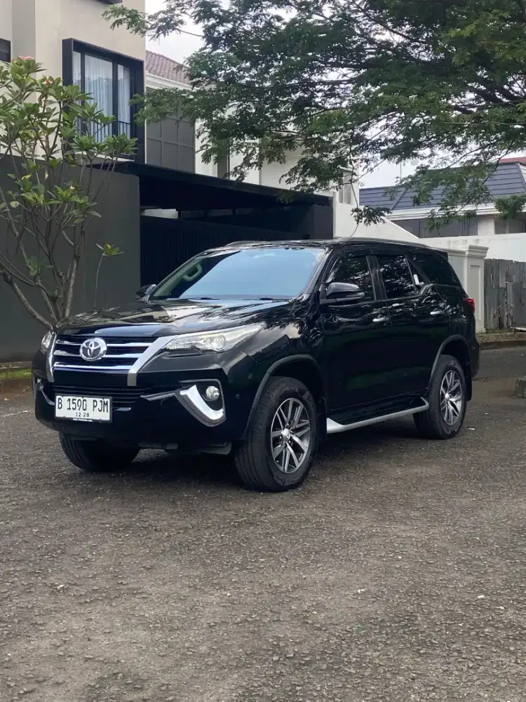 Toyota Fortuner Vrz 2.4 4x2 Diesel Doubel Disc At 2017