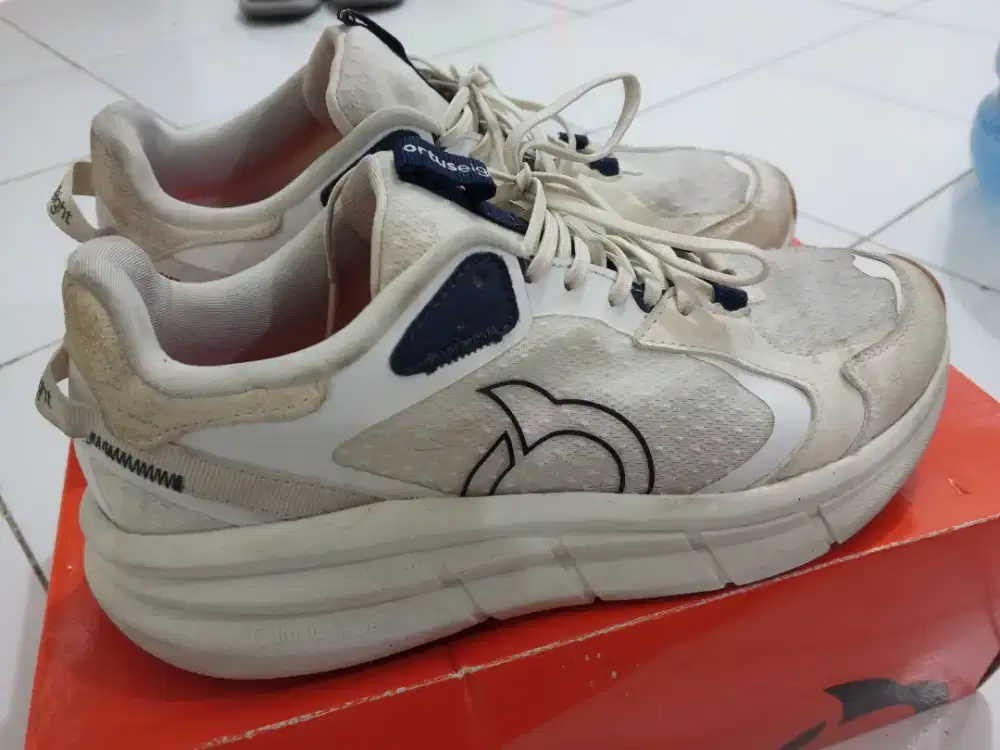 Sepatu ortuseight bremen