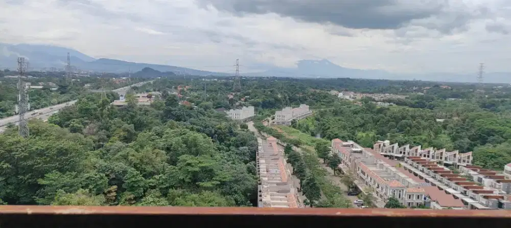Apartemen Podomoro Golf View