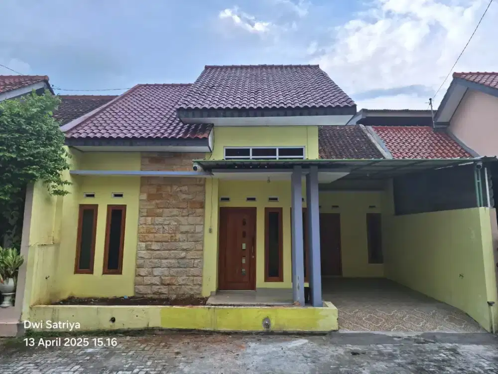2 menit ke tol Prambanan Jual murah rumah dalam perumahan
