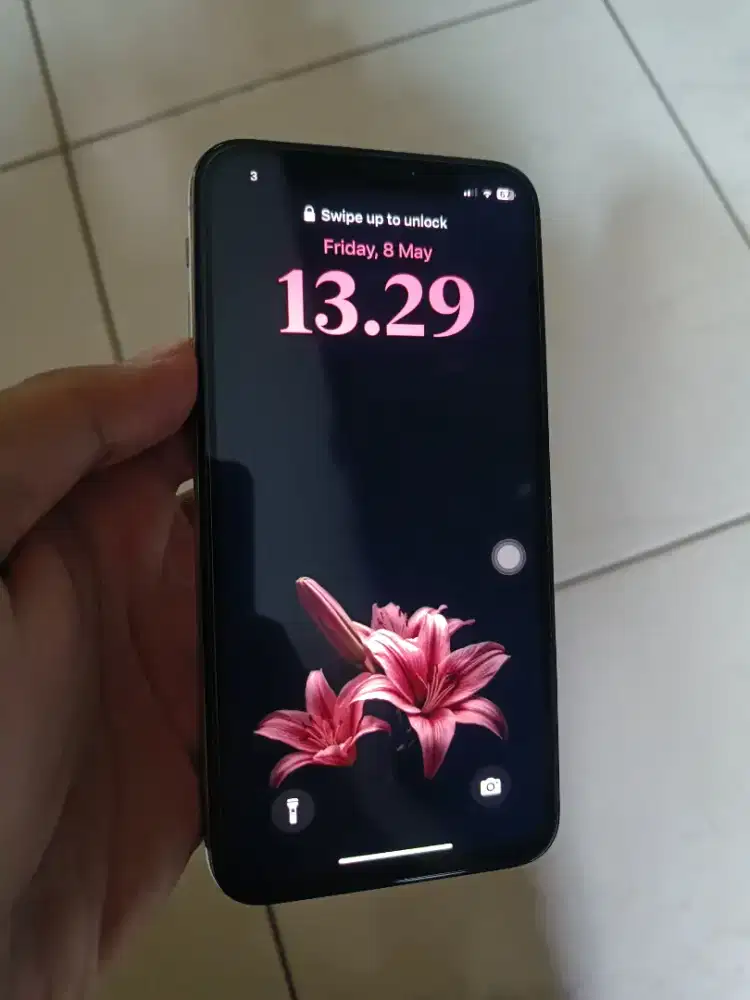 iphone xs  64gb