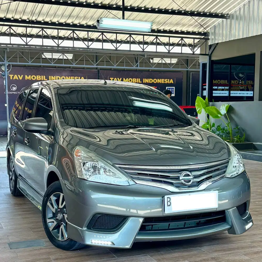 LIVINA SV 2018 AT LOW KM PAJAK PANJANG ISTIMEWA