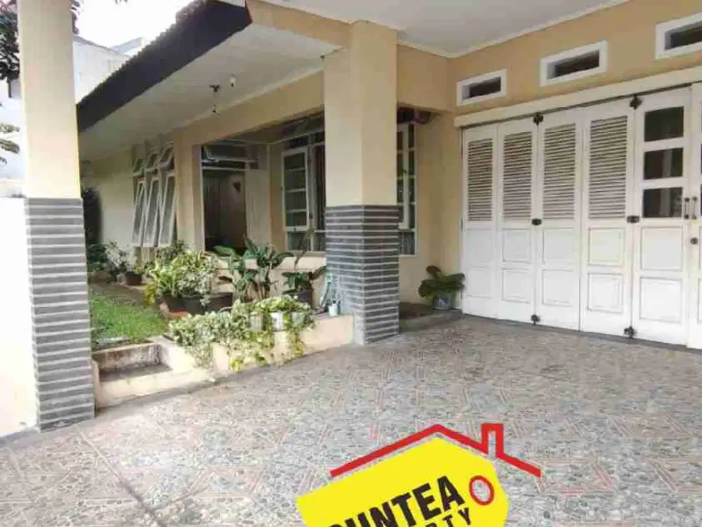 Rumah Jual Luas Tanah Hampir 300m2 Bintaro Sektor 9