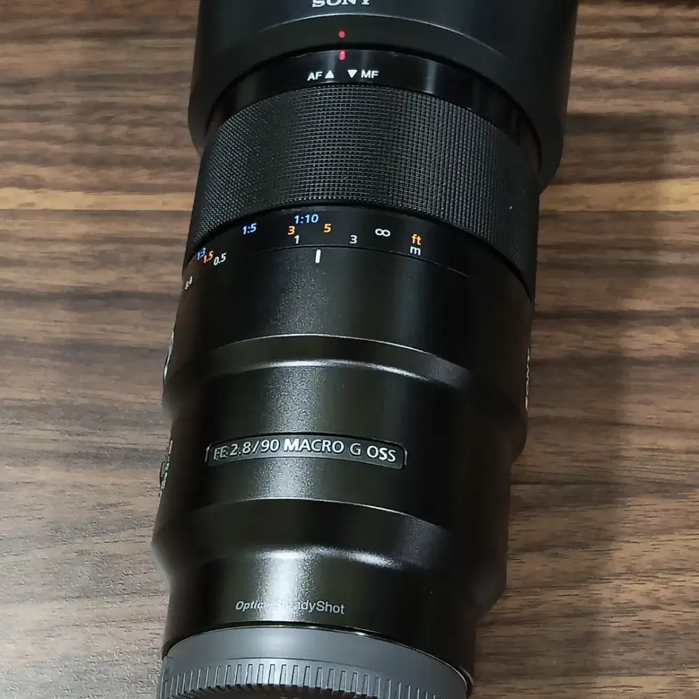 LENSA SONY FE 90MM F2.8 MACRO G OSS LIKENEW