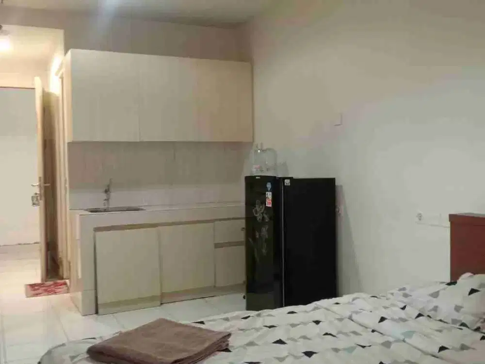 Disewaka bulanan apartemen Sentul tower type studio - furnis ( A09 )