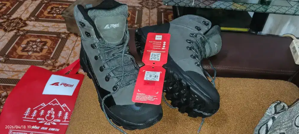 95% Mulus Sepatu Gunung Waterproof Arei Outdoorgear Tarantula