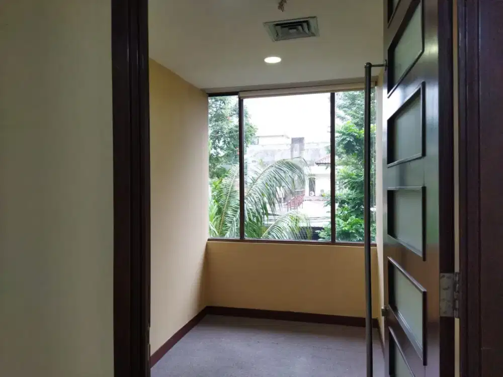 Kantor Area Melawai di Wisma Amex luas 150.5 Fitted dekat MRT