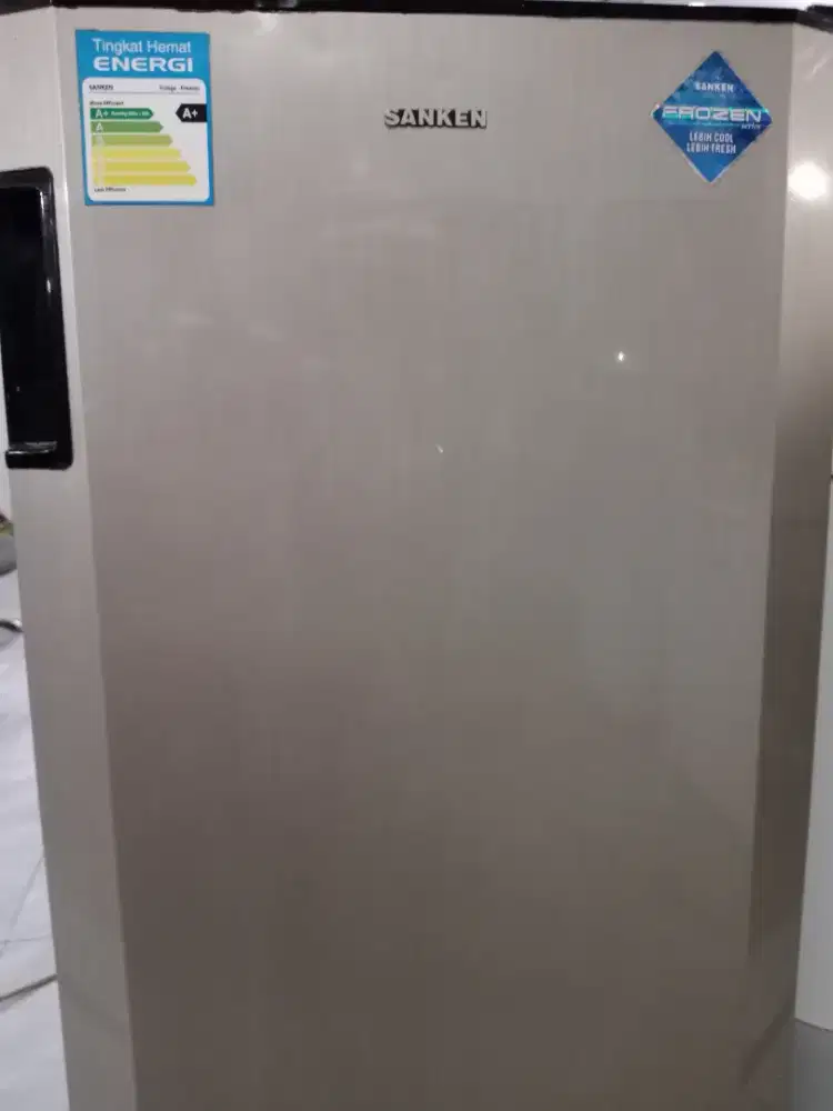 Kulkas 1 pintu SANKEN