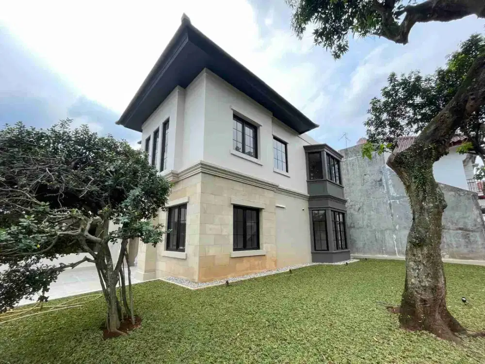 Dijual Cepat Rumah Cantik 2 Lantai di Legenda Wisata, Bogor