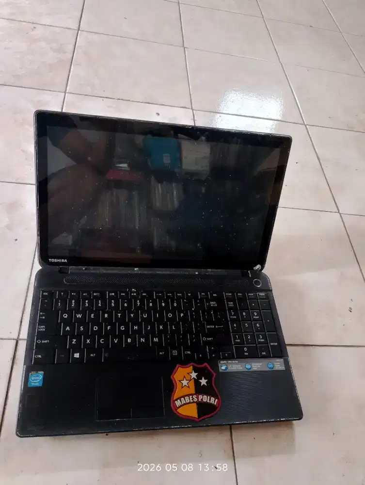 Laptop Toshiba bekas