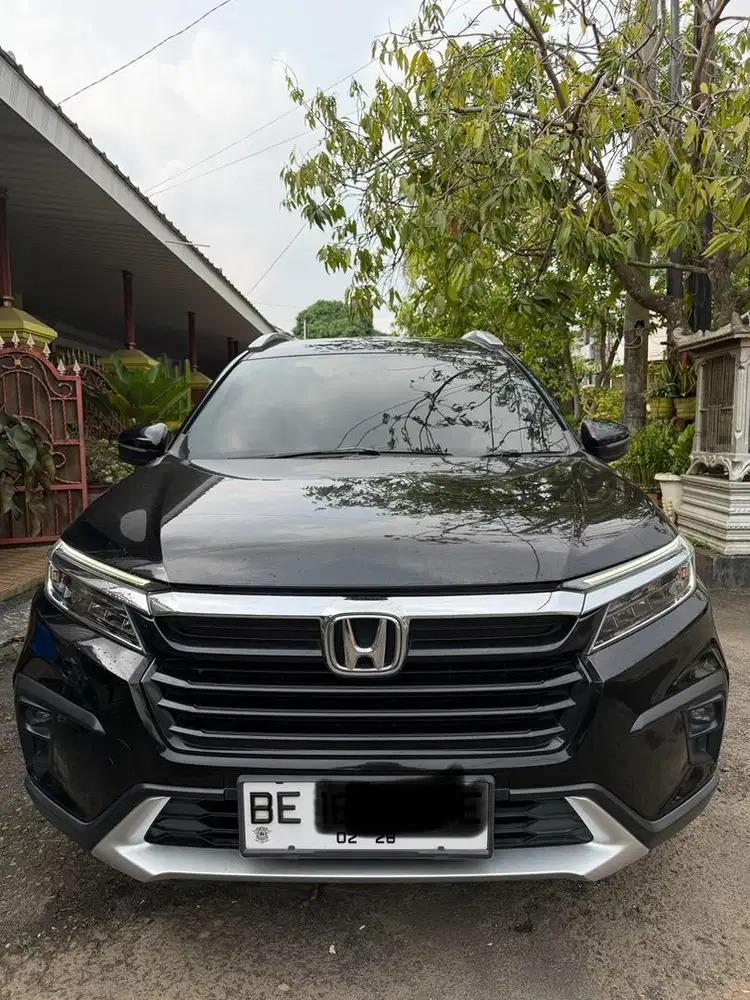 Di Jual Cash / Oper Tangan pertama Mobil Istimewa