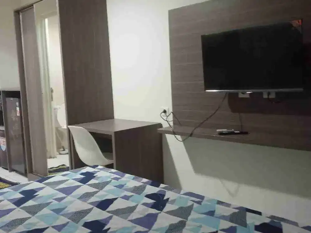 Disewakan bulanan Sentul tower apartemen Type studio furnis ( A06 )